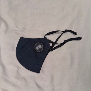 NWOT Canada Goose Navy Mask - XS/S